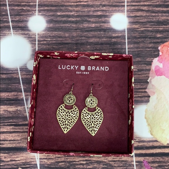 🍀New LUCKY BRAND🍀 JWEL4358CV GOLD OPENWORK DROP - Picture 2 of 4